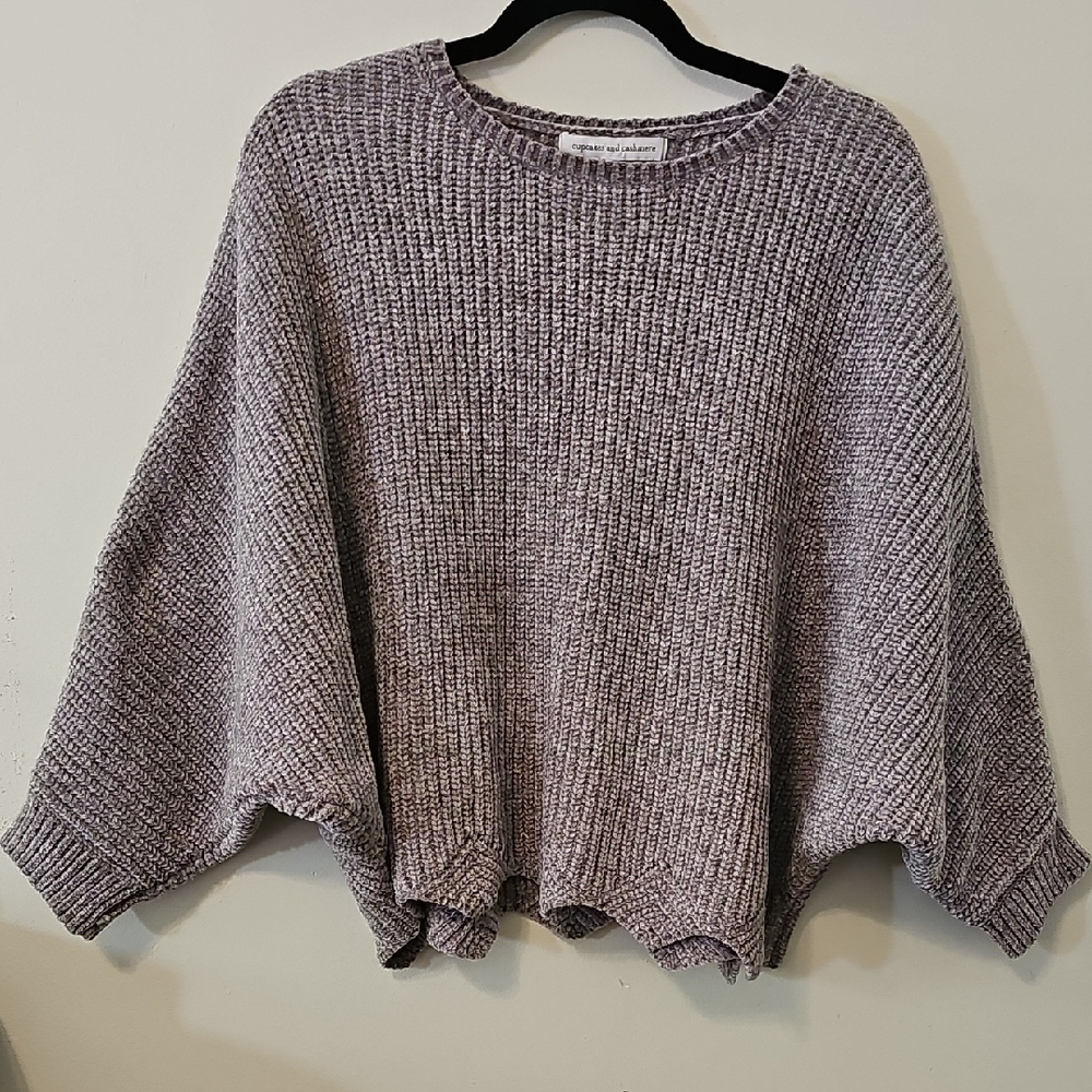 cupcakes & cashmere Heathered Gray Sweater With Gold Threading
